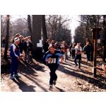 Kreis-Waldlaufmeisterschaften 2002: Bahar Bosnak beim Zieleinlauf.