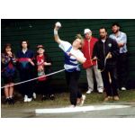 Unterfrnkische Meisterschaften in Bad Kissingen 1996: Verena Mller beim Kugelstoen (W14)