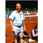 Schweinfurt 1998: Hans Friedrich beim Kampfrichtern.