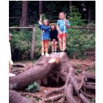 Camping 1999: Kristina Fleischer, Lara Hoffmann und Stefanie Klein beim Ausflug ins Waldnaabtal